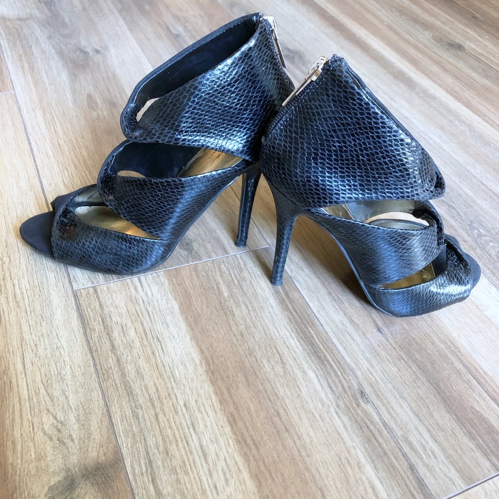 ✨Thalia Sodi Rosanny Open Toe Canvas Heels